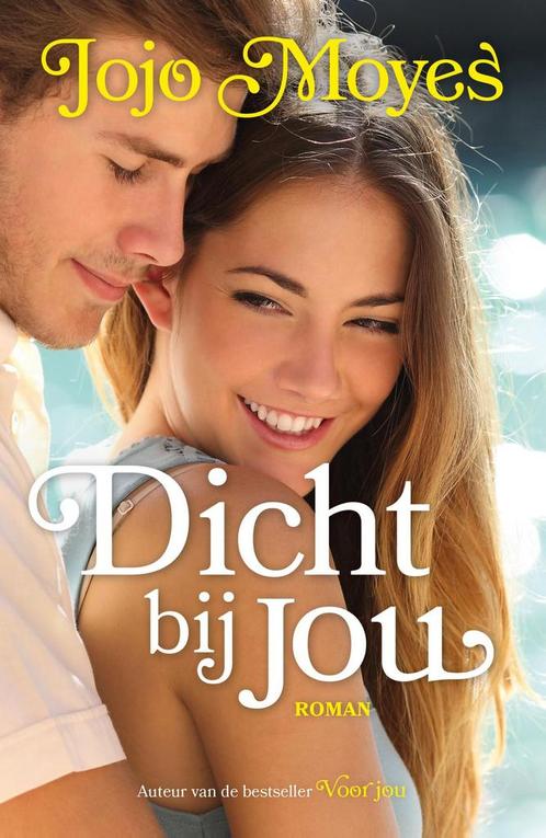 Dicht bij jou (special B&S) 9789026156243 Jojo Moyes, Boeken, Romans, Gelezen, Verzenden