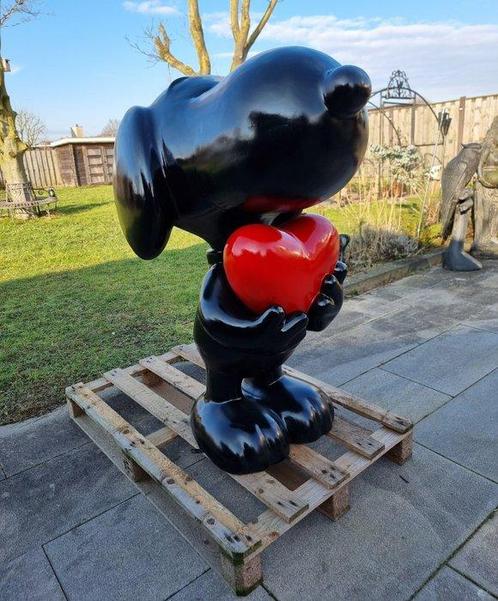 Beeld, XXL Snoopy in Love - Valentine - 118 cm - Hars, Antiek en Kunst, Curiosa en Brocante