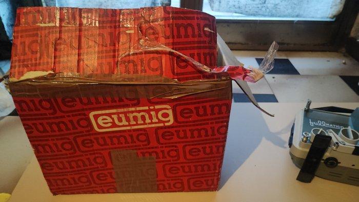 Eumig Proiettori modelli Mark 610 d e iMac 8 Diaprojector, Collections, Appareils photo & Matériel cinématographique