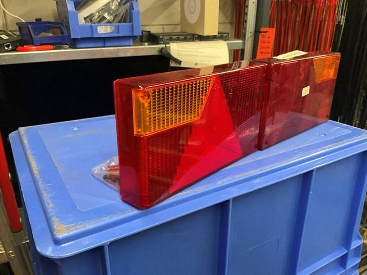 Veiling: Set Achterlampen links+rechts Nieuw, Auto diversen, Aanhangers en Bagagewagens, Ophalen