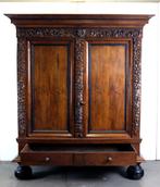 Armoire - Belle armoire à linge - Noyer