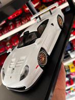 Werk83 1:18 - Modelauto - Porsche 911 GT1 Plain Body Version, Hobby en Vrije tijd, Nieuw