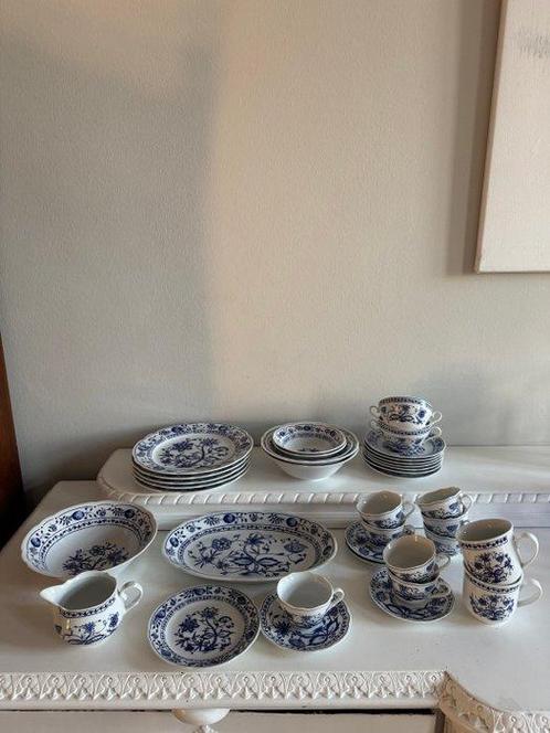 Triptis-Porzellan - Service de table (31) - Porcelaine -, Antiek en Kunst, Antiek | Meubels | Tafels