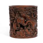 Penseelpot - A Chinese bamboo  Literati brush pot richly, Antiek en Kunst