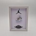 Lijst- Mini-sneaker AJ1 Air Jordan 1 Dior ingelijst  -