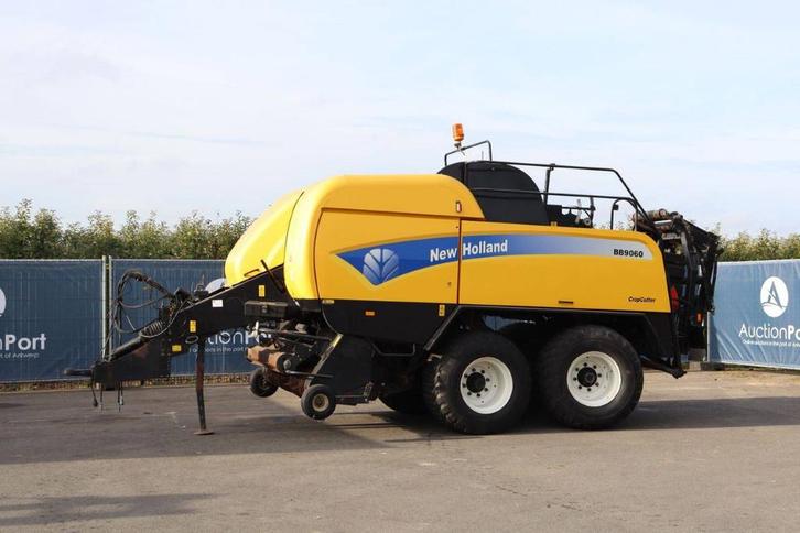 Veiling: Vierkante Balenpers New Holland BB9060 2011, Zakelijke goederen, Landbouw | Werktuigen, Ophalen
