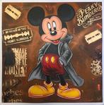 Addiel Arturo Mickey Mouse, Ophalen