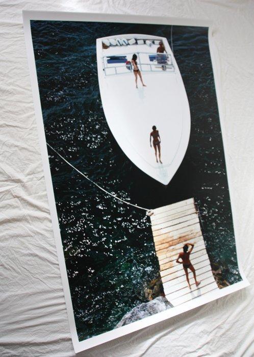 Slim Aarons (1916-2006) - Speedboat Landing, 1973, Antiek en Kunst, Kunst | Schilderijen | Modern