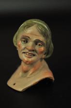 Kerststal - Aardewerk - oude vrouw, Antiek en Kunst