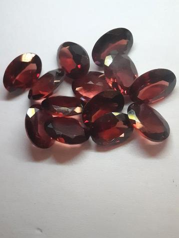 beautiful luster lot of 13 pcs Oval garnet, 10.30 tcw, jewel