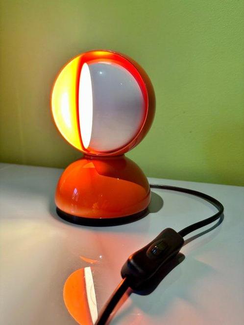 Artemide - Vico Magistretti - Tafellamp - Eclips - Staal, Antiek en Kunst, Antiek | Verlichting