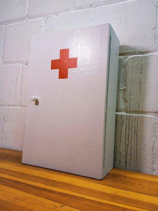 Medicijnkastje - EHBO-kast - Hout, Metaal, Glas, Antiquités & Art, Antiquités | Assiettes décoratives & Carrelages