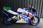 Honda - NSR - 250 cc - 1992, Motoren