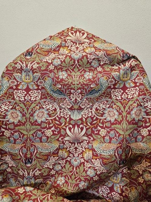 William Morris - Exclusieve Artmaison stof in fijn katoen, Antiek en Kunst, Kunst | Designobjecten