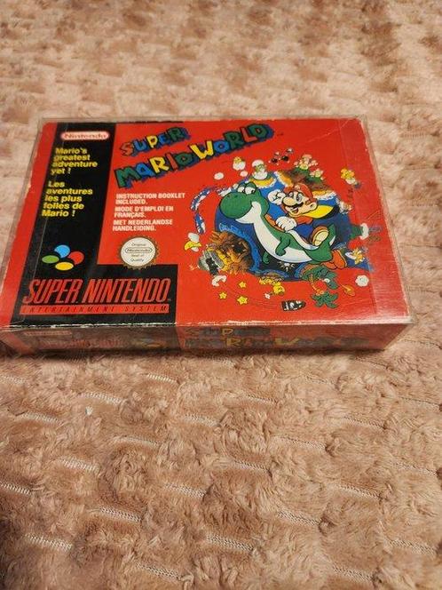 Nintendo - Snes - Super Mario World FAH Red Box CB SNES -, Games en Spelcomputers, Spelcomputers | Overige Accessoires