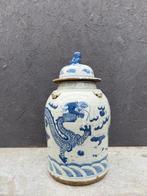 dekselvaas - Porselein - China - Lidded vase (Zonder, Antiek en Kunst