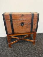 Kist - Hout - Zweedse antieke kist, Antiek en Kunst