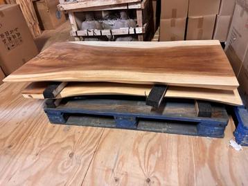 Veiling - 2x acacia houten tafel 140 cm beschikbaar voor biedingen