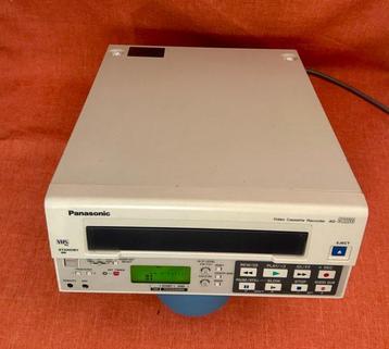 Panasonic AG-5260 Professional portable VHS-Videorecorder beschikbaar voor biedingen