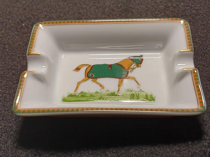 Hermès - Asbak - Porselein - Paard koets jockey grasveld, Verzamelen, Rookartikelen, Aanstekers en Luciferdoosjes