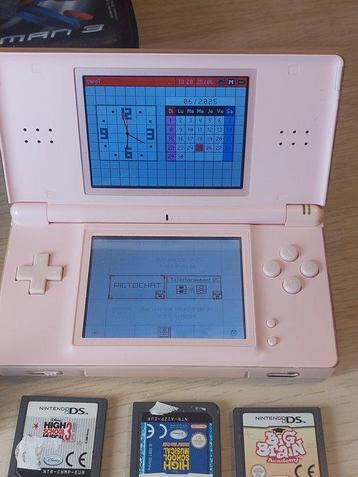 Nintendo - DS lite - pink with Bienvenue chez les CHTIS beschikbaar voor biedingen