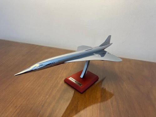 1:200 - Modelvliegtuig - concorde, Antiquités & Art, Art | Objets design