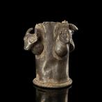 Oud Zilver Ceremoniële staf met appliques van een stier,, Antiek en Kunst