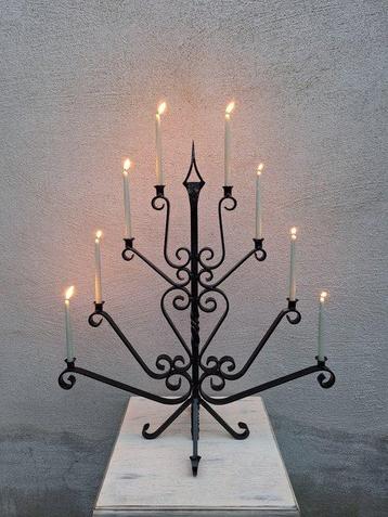 Religieus - Kandelaber - Smeedijzer - 8-Armig - Kapel Rouen