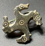 Oud-Romeins Brons Aantrekkelijke broche in de vorm van een