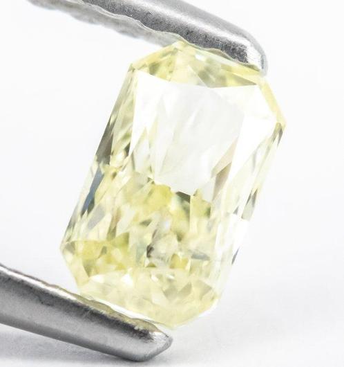 Sans Prix de Réserve - 1 pcs Diamant (Couleur naturelle) -, Handtassen en Accessoires, Edelstenen
