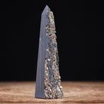 Kubieke pyriet op leisteenmassa - Kleine obelisk -