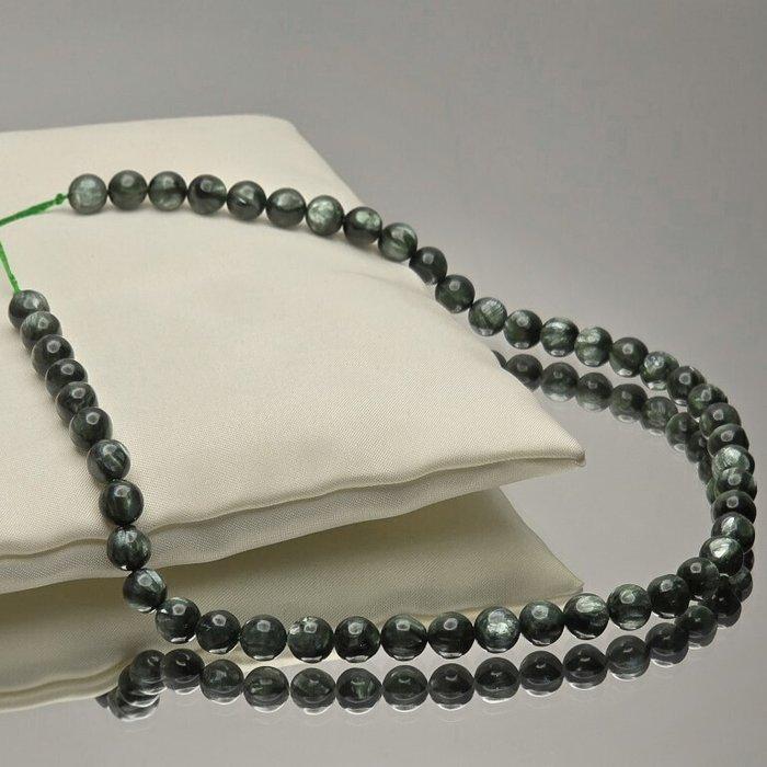 Draad met natuurlijke stenen van serafinite, gladde,, Verzamelen, Mineralen en Fossielen