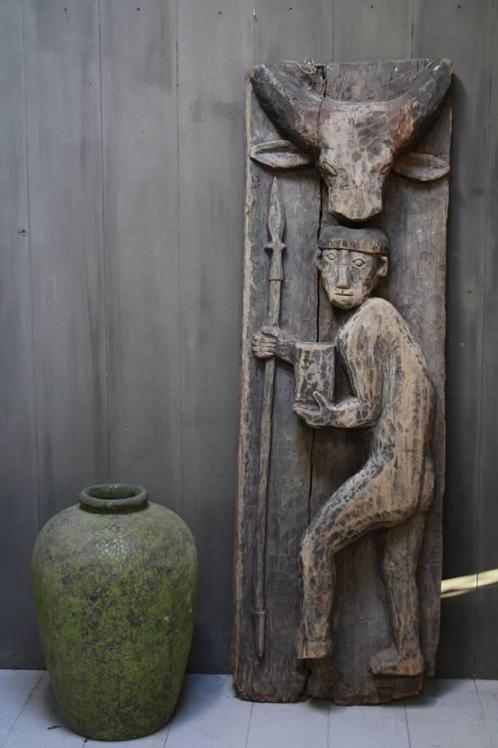 Oud houten Indisch paneel man + koe 186 x 60 x 20 cm -, Maison & Meubles, Maison & Meubles | Autre, Envoi