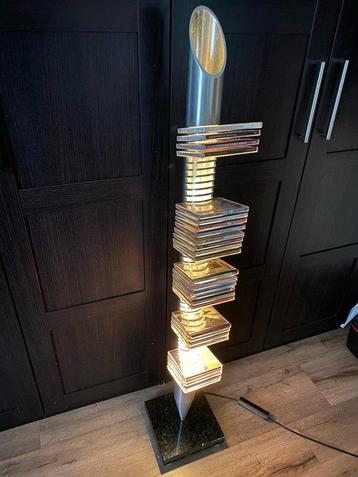 Bang & Olufsen David Lewis - Lampe design Liko CD rek,