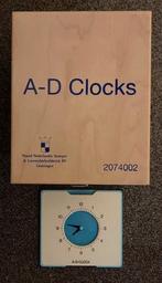 A-D Clocks (10 stuks), Boeken, Verzenden, Nieuw