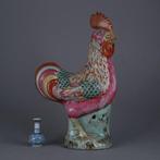 Large standing Finely detailed Cockerel - Porselein - China