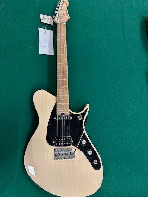 Aria - PRO II Jet 1 - - Guitare électrique, Muziek en Instrumenten, Snaarinstrumenten | Gitaren | Akoestisch
