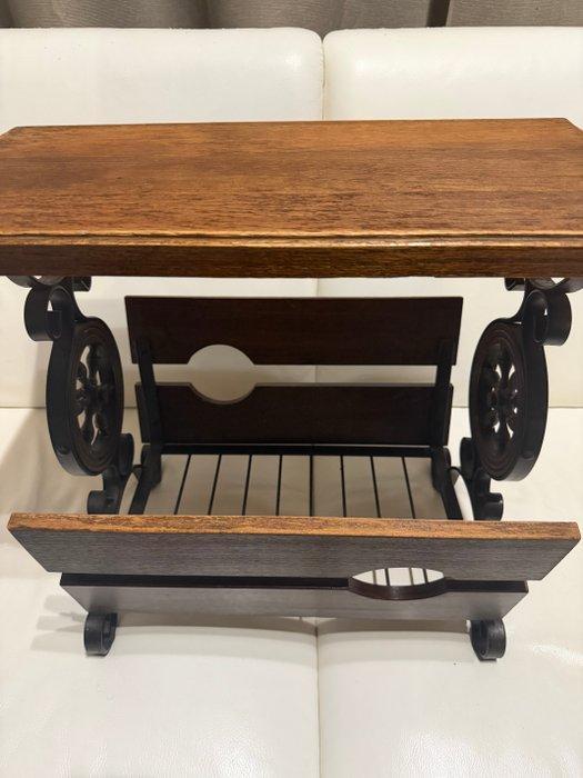 Tijdschriftenhouder - Eik, IJzer - Tijdschriften-wijnrek, Antiquités & Art, Curiosités & Brocante