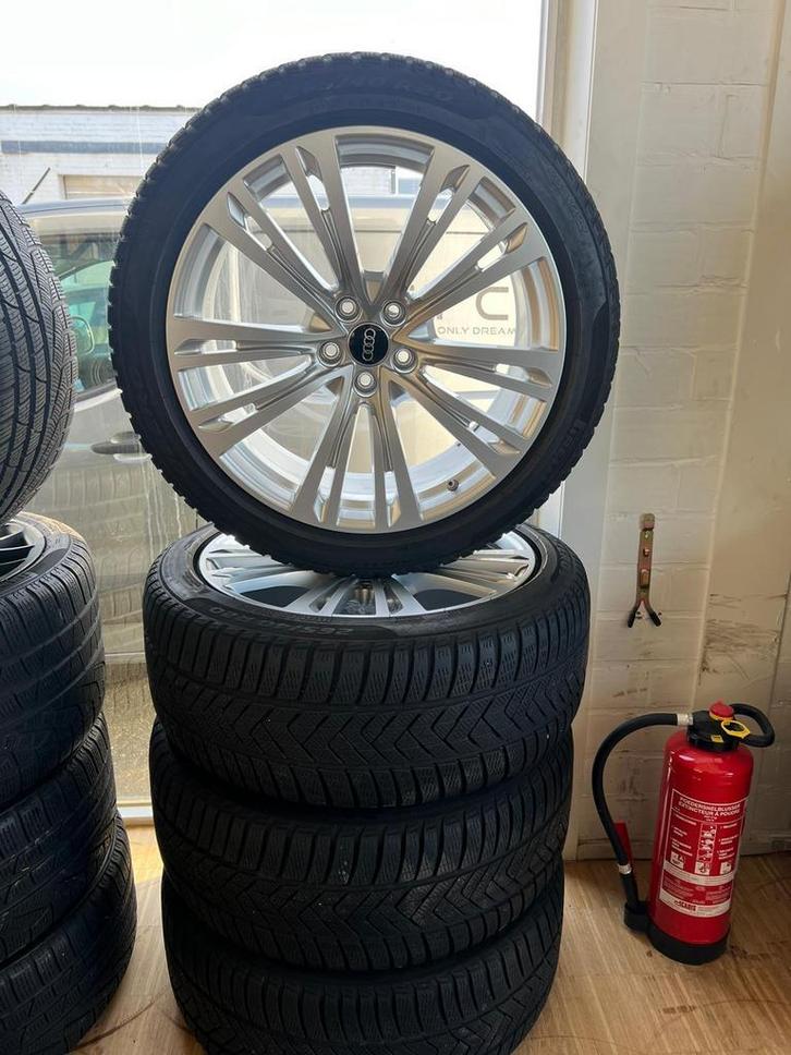 Audi A8 velgen met Pirelli winterbanden 265 40 R20, Autos : Pièces & Accessoires, Pneus & Jantes