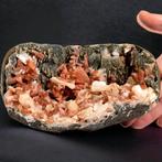 Zeldzaam verzamelmineraal - Chalcedoonmatrix met Stilbiet en, Verzamelen, Mineralen en Fossielen
