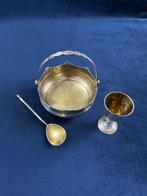 Koffie- en theeservies (3) - .875 (84 Zolotniki) zilver -, Antiek en Kunst