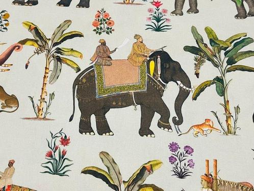 Royal Exoticism – Oeko Tex-stof met versierde, Antiek en Kunst, Antiek | Tapijten, Tafelkleden en Textiel