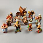 Kinder - Speelgoed Lot of 24 Asterix Figures - 2000-2010, Boeken, Nieuw