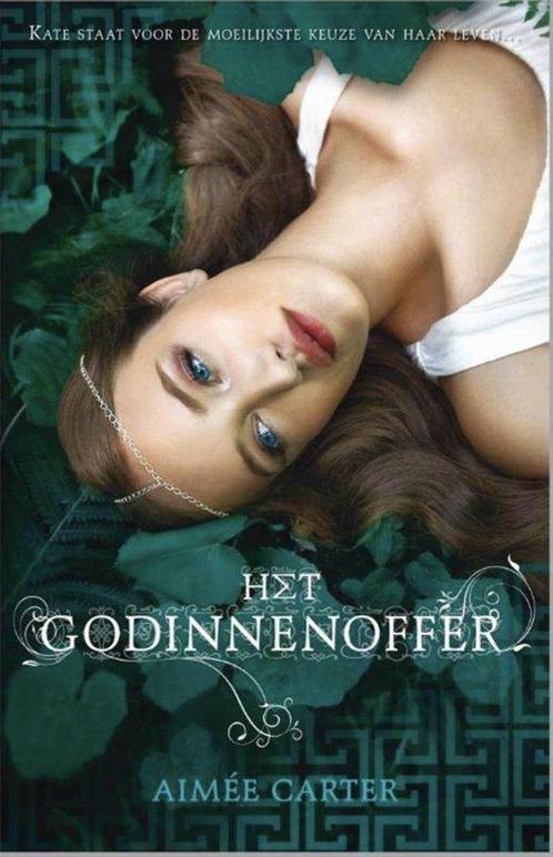 Harlequin - Het godinnenoffer 9789402702903 Aimee Carter, Boeken, Overige Boeken, Zo goed als nieuw, Verzenden