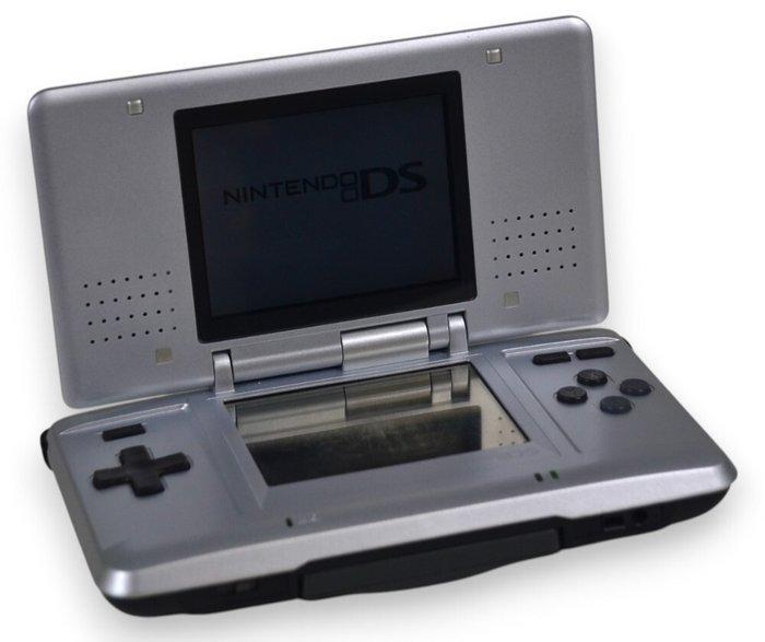 Nintendo - DS - Nintendo DS Silver - Handheld gaming console, Games en Spelcomputers, Spelcomputers | Overige Accessoires