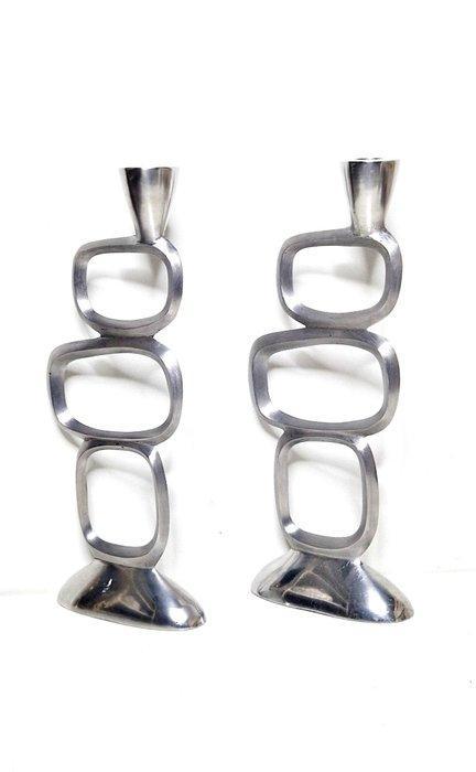 Matthew Hilton - Kandelaar Cirkelkandelaars (2) - Aluminium, Antiek en Kunst, Antiek | Meubels | Stoelen en Sofa's