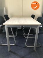 Ahrend 500 - 4 poots tafel - zilvergrijs onderstel - met nie, Ophalen of Verzenden, Tafel