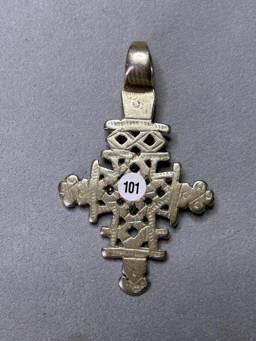 Bijou unique fait a main - Ancienne croix éthiopienne -, Antiek en Kunst, Kunst | Niet-Westerse kunst