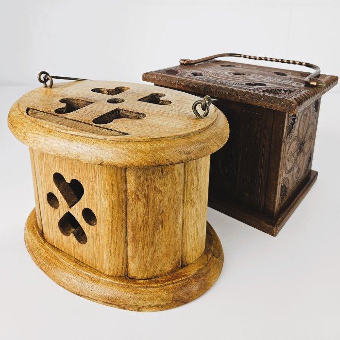 Voetenbank (2) - Eik - Twee houten stoven, Antiek en Kunst, Curiosa en Brocante