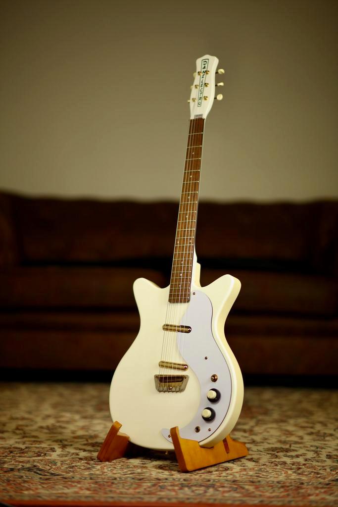 Danelectro 59M NOS+ | Aged White, Muziek en Instrumenten, Snaarinstrumenten | Gitaren | Elektrisch, Verzenden